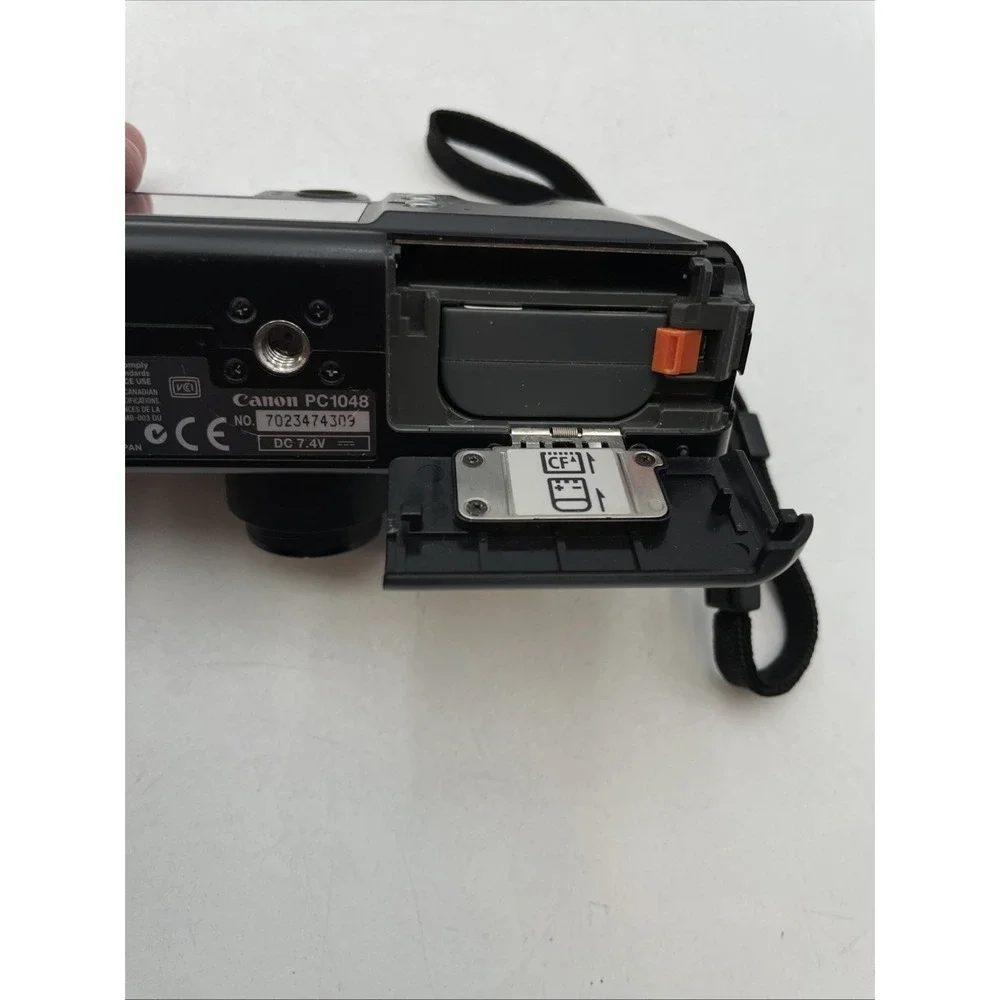 Canon PowerShot S50 5.0MP Digital Camera+Battery+Charger+Memory